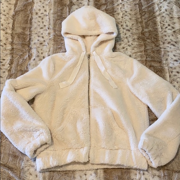 Lulus Tops - Lulu’s White Hoodie Jacket